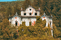 Foto Villa de Vecchi, la Casa Rossa a Cortenova in Provincia di Lecco